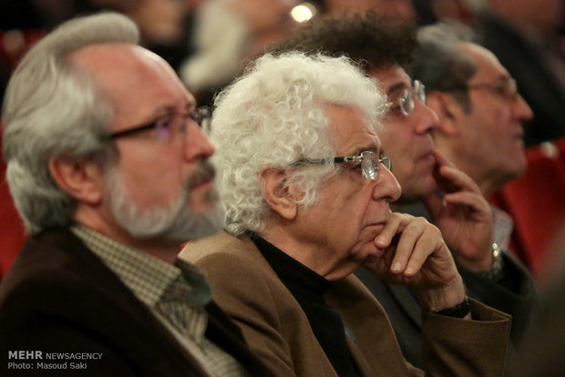 حضور لوریس چکناواریان، موزیسین در همایش ایران فرهنگی در جهان امروز