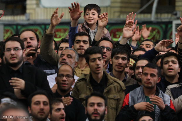 Leader attends 2nd Fatemieh mourning session