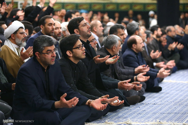 Leader attends 2nd Fatemieh mourning session