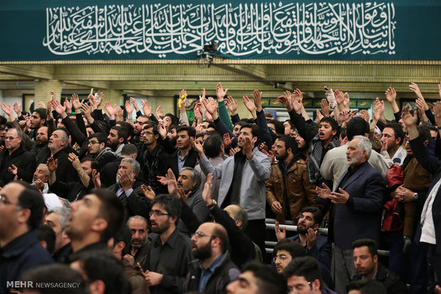 Leader attends 2nd Fatemieh mourning session