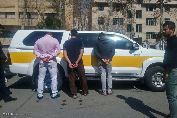 سارقان خودروی حمل پول بانک پاسارگاد دستگیر شدند
