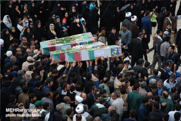 پیکر مطهر پنج شهید گمنام در بوشهر تشییع شد
