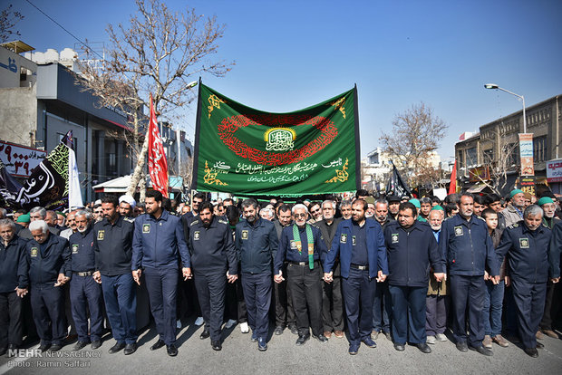 Iranians mourn martyrdom anniv, of Hazrat Fatimah