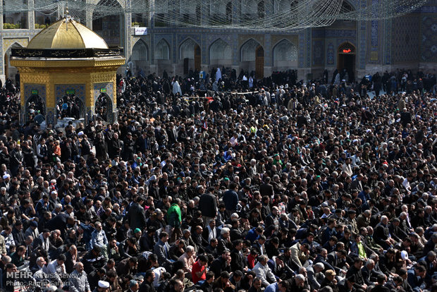 Iranians mourn martyrdom anniv, of Hazrat Fatimah