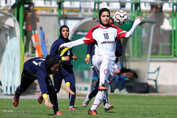 İran’da kadınlar futbolu