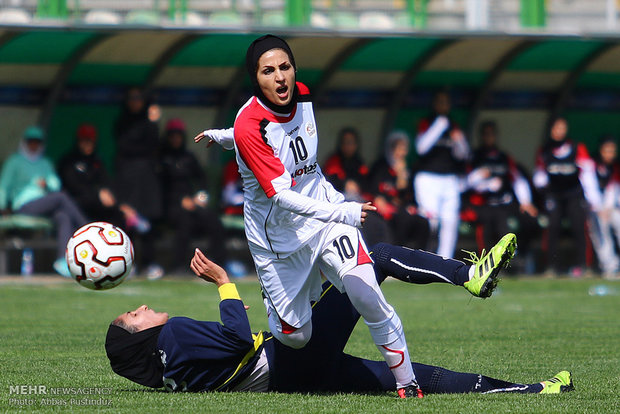 İran’da kadınlar futbolu