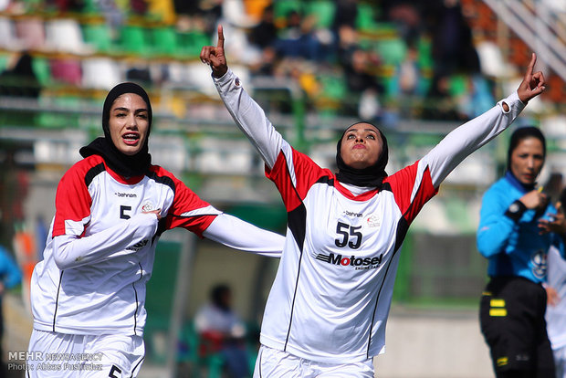 İran’da kadınlar futbolu