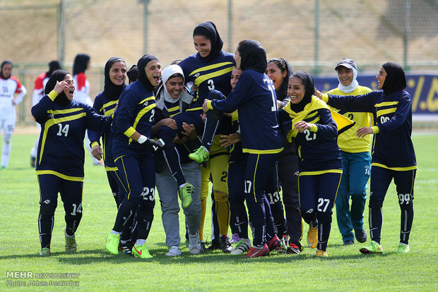 İran’da kadınlar futbolu