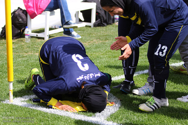 İran’da kadınlar futbolu