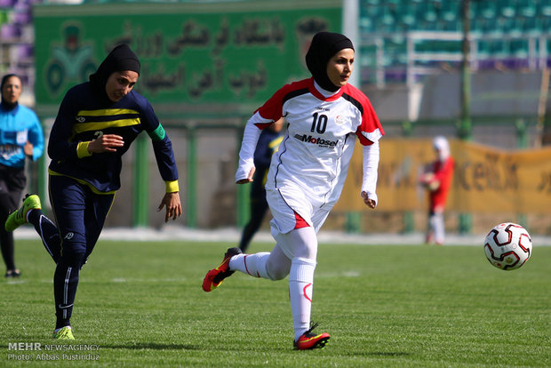 İran’da kadınlar futbolu