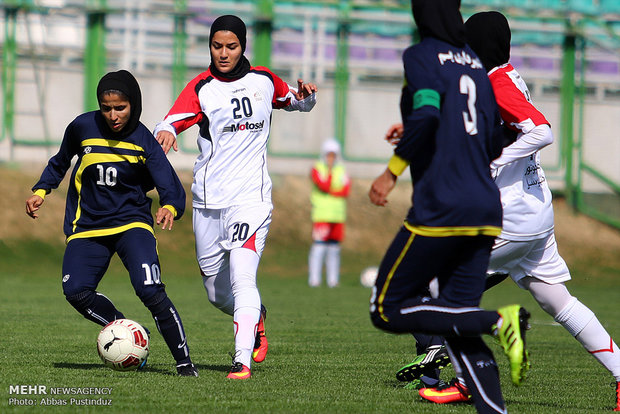 İran’da kadınlar futbolu