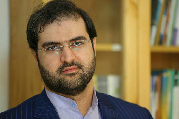 آغاز عصر انسان رسانه‌ها/ تقویت رسانه‌های آلترناتیو در ایران