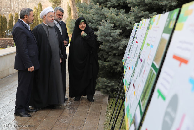 Rouhani plants a sapling on Natl. Arbor Day 