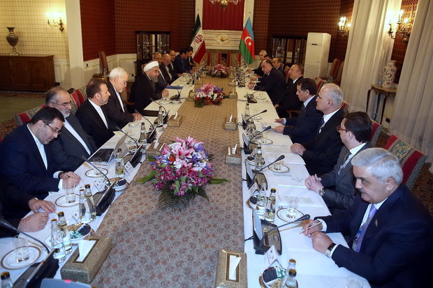 Rouhani, Aliyev highlight cordial mutual ties