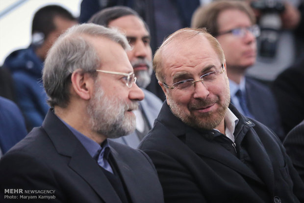 محمدباقر قالیباف شهردار تهران و علی لاریجانی رئیس مجلس شورای اسلامی در مراسم روز درختکاری 