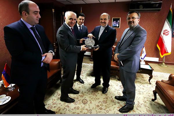 پیشنهاد وزیر ورزش برای بازی تیم ملی فوتبال ایران و ارمنستان