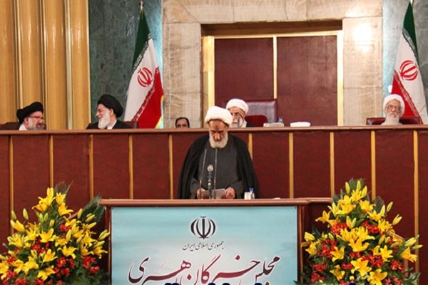 رئیس جمهور بلوف زن آمریکا چگونه می خواهد تهدیدی برای ایران باشد