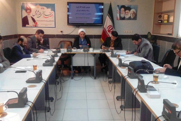 نقش رسانه‌ها در بازتاب مشکلات جامعه/ پرهیز از تهمت در انتخابات
