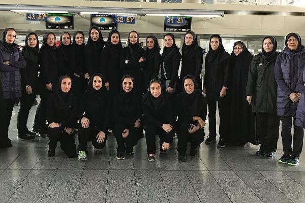 المنتخب الوطني لكرة اليد النسوية يغادر الى كوريا الجنوبية