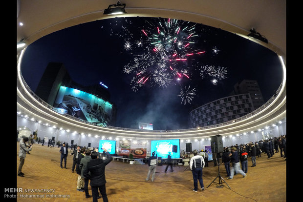 Valiasr Sq. new monument unveiled