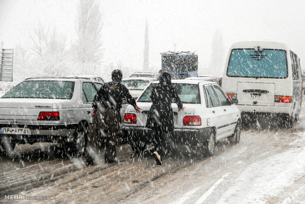 Snow whitens Kurdistan