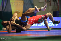 2 Iranians advance to Asian wrestling C’ships finals