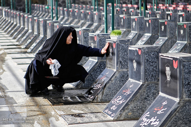 آخرین پنجشنبه سال در باغ بهشت همدان