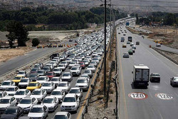ترافیک سنگین در آزاد راه های زنجان حاکم است/خستگی و خواب آلودگی عامل اصلی تصادفات