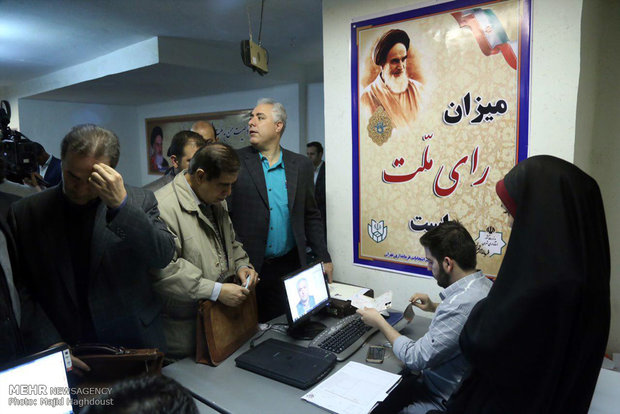 ثبت نام ۱۵۸ داوطلب انتخابات شوراها در شهرستان مشهد
