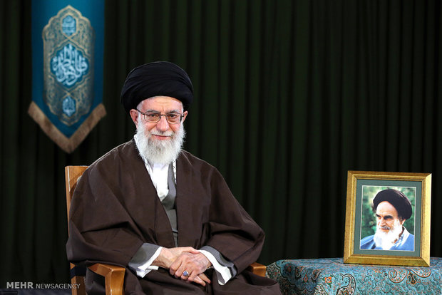 قائد الثورة: آفاق العام الايراني الجديد مفعمة بالامل والتطور