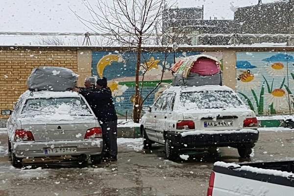 بارش برف بهاری همدان را سفید پوش کرد