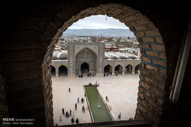 Nowruz tourists in Vakil Mosque of Shiraz