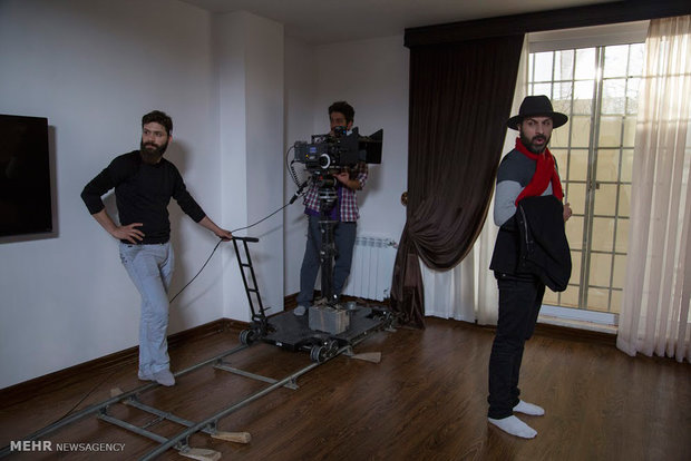 فیلمبرداری فیلم کوتاه «هیچ قطاری ایستگاه را ترک نمی کند»