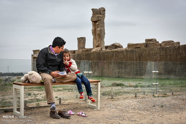 Persepolis hosts Nowruz tourists
