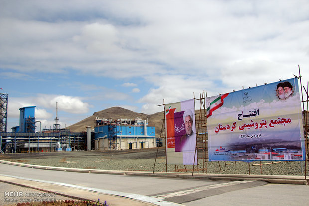 President Rouhani visits Kurdistan province