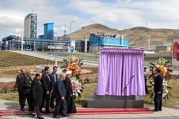 President Rouhani visits Kurdistan province