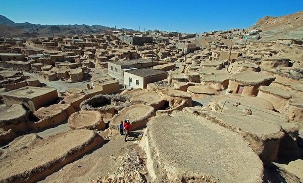 روستاهای خراسان جنوبی؛ از باغ‌های زرشک تا کویر و کاهگل