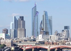 قطر ۵ میلیارد پوند در بریتانیا سرمایه‌گذاری می‌کند/شکوفایی اقتصادی بعد از برگزیت