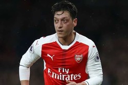 Mesut Özil'den 'İslamofobi' paylaşımı