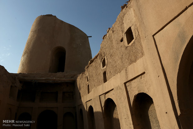 Agha khan Liravi Castle on brink of destruction 