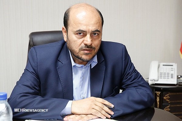 بانک‌ها در رفع مشکلات مراکز تولیدی بوشهر مشارکت بیشتری کنند
