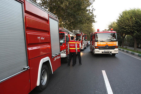 اکیپ‌های آتش‌نشانی زنجان در ۷ نقطه شهر مستقر شدند