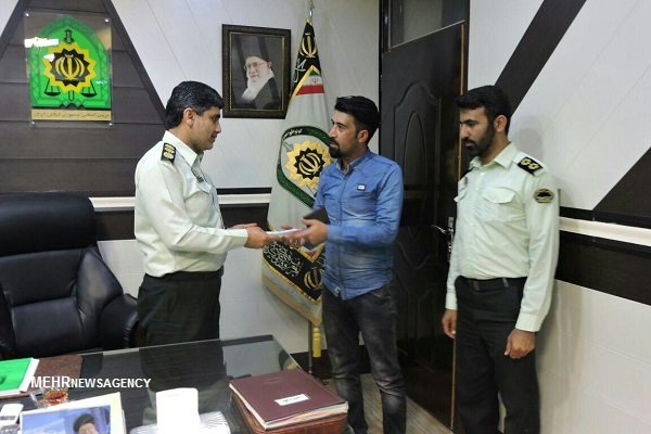 http://media.mehrnews.com/d/2017/04/03/3/2420605.jpg
