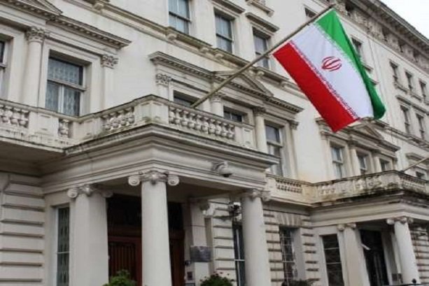 Embassy in London to help attacked Iranian teenager 