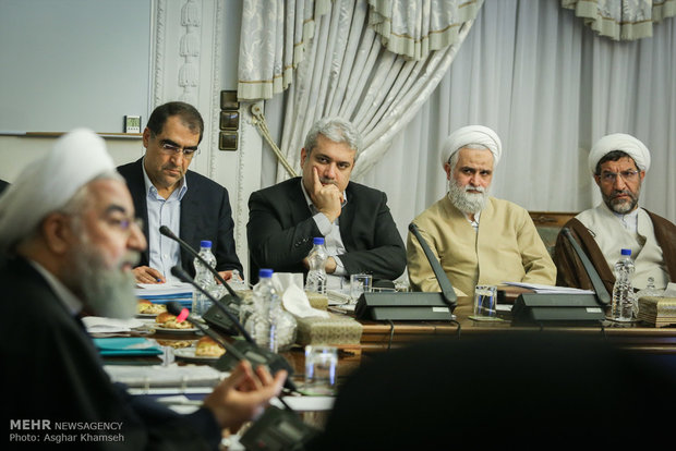 جلسه شورای عالی انقلاب فرهنگی