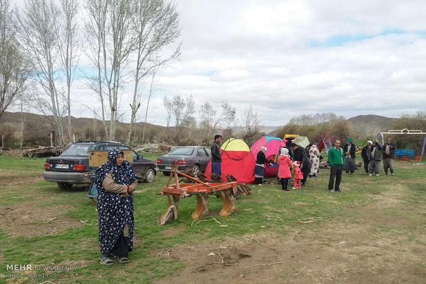 Meşhed’deki deprem bazı köylerde hasara yol açtı