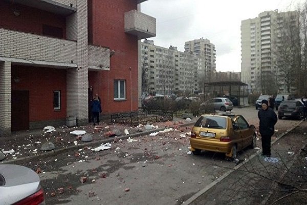 انفجار در یک منزل مسکونی در سن پترزبورگ 