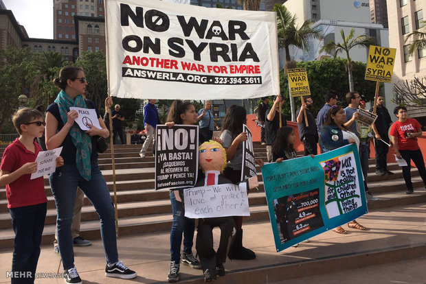 Hundreds of people in NY demonstrate against US aggression on Syria