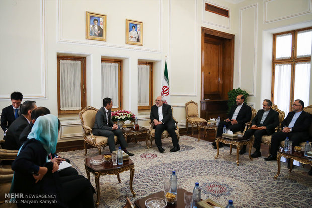 Zarif meets with Singapore's Senior Minister of State (SMS) for Defense and Foreign Affairs Mohamad Maliki Osman