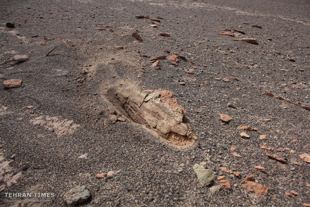 Sandstorm unearths historical site in southeastern Iran